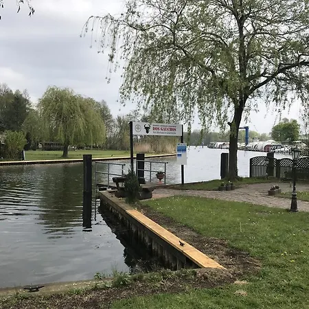 Dos Gauchos ゲストハウス Grünheide